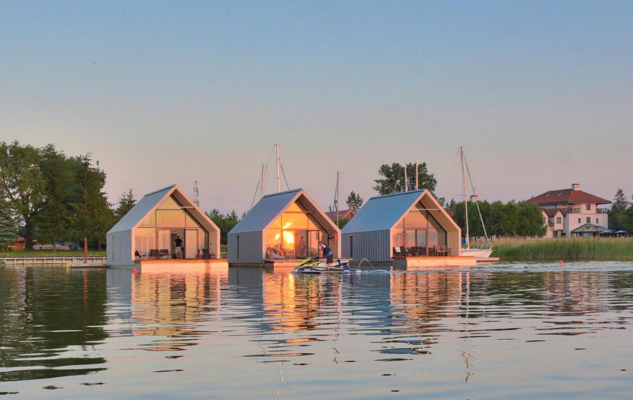 Hotel Joseph Conrad Spa & Wellness Pisz Bagian luar foto