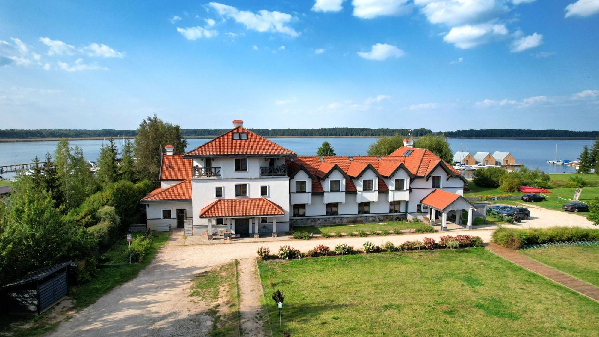 Hotel Joseph Conrad Spa & Wellness Pisz Bagian luar foto