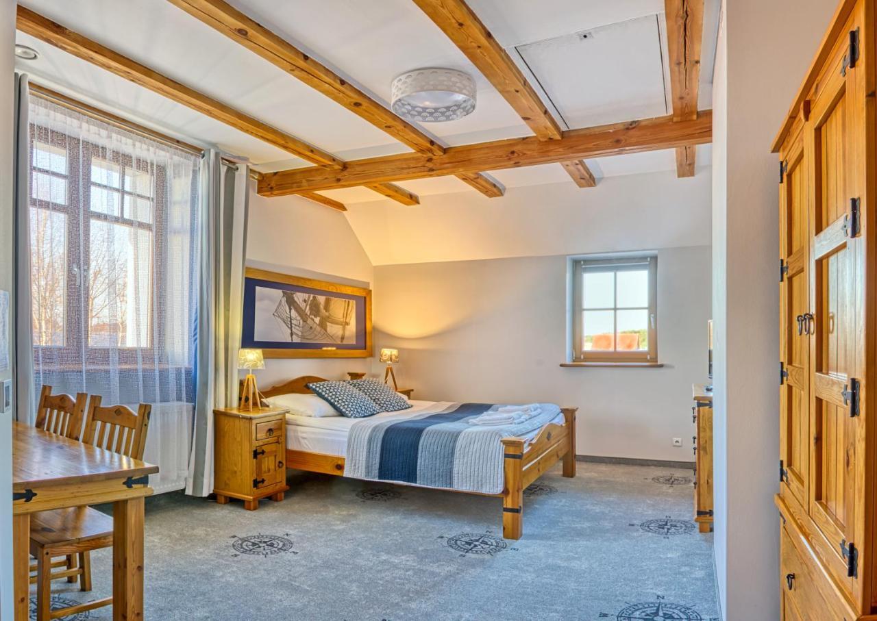 Hotel Joseph Conrad Spa & Wellness Pisz Bagian luar foto